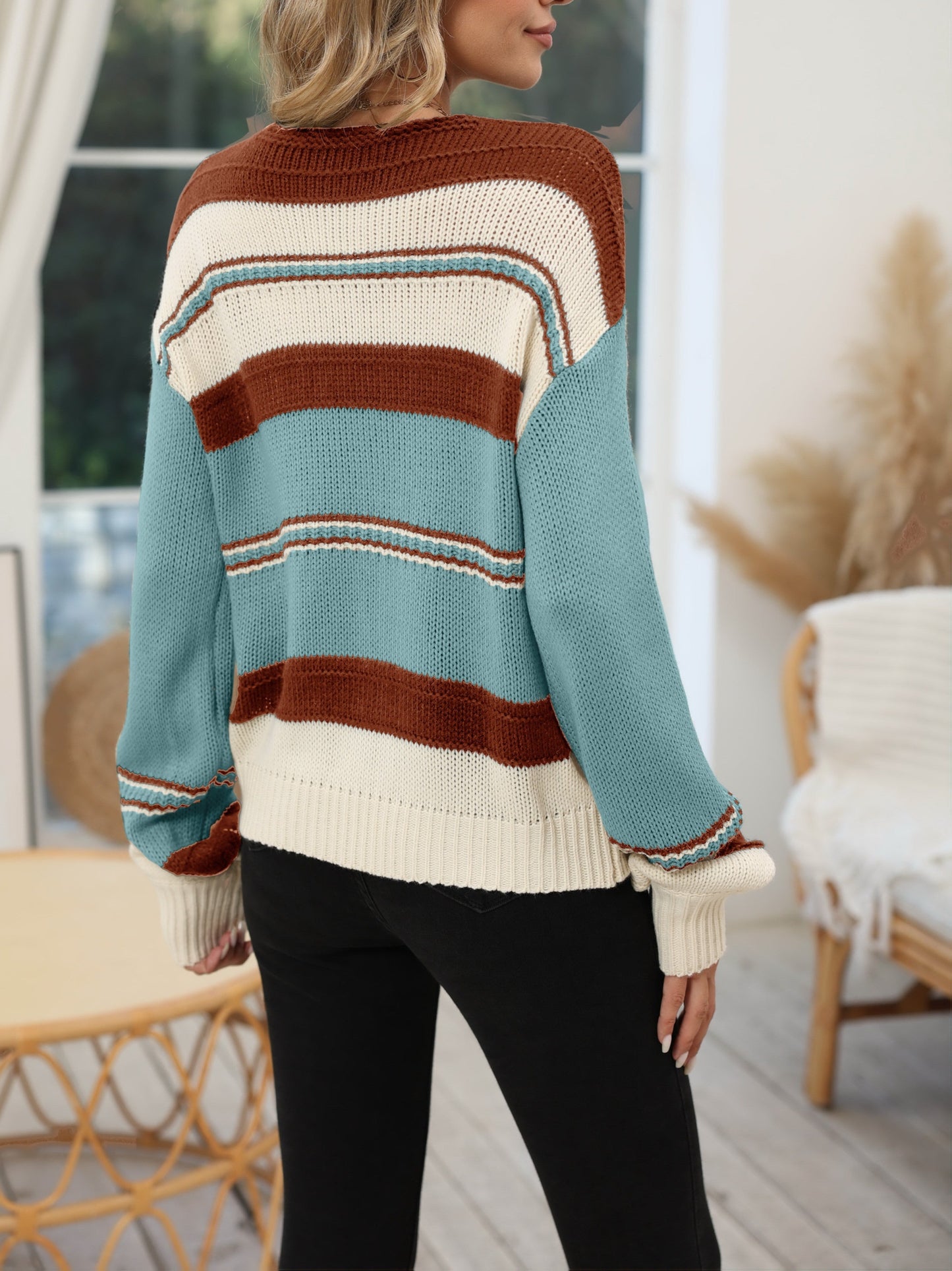 Colette™ | Suéter Elegante con Cuello en V - Chic y Cómodo