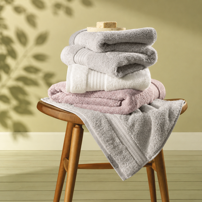 [COMPRÁ 2 Y LLEVATE 4] Juego de Toallas Premium 100 % Algodón Estilo Hotel + Bata de Baño de Regalo