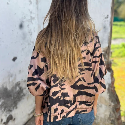 Zelda™ | Chaqueta Bomber con Cremallera y Estampado de Cebra